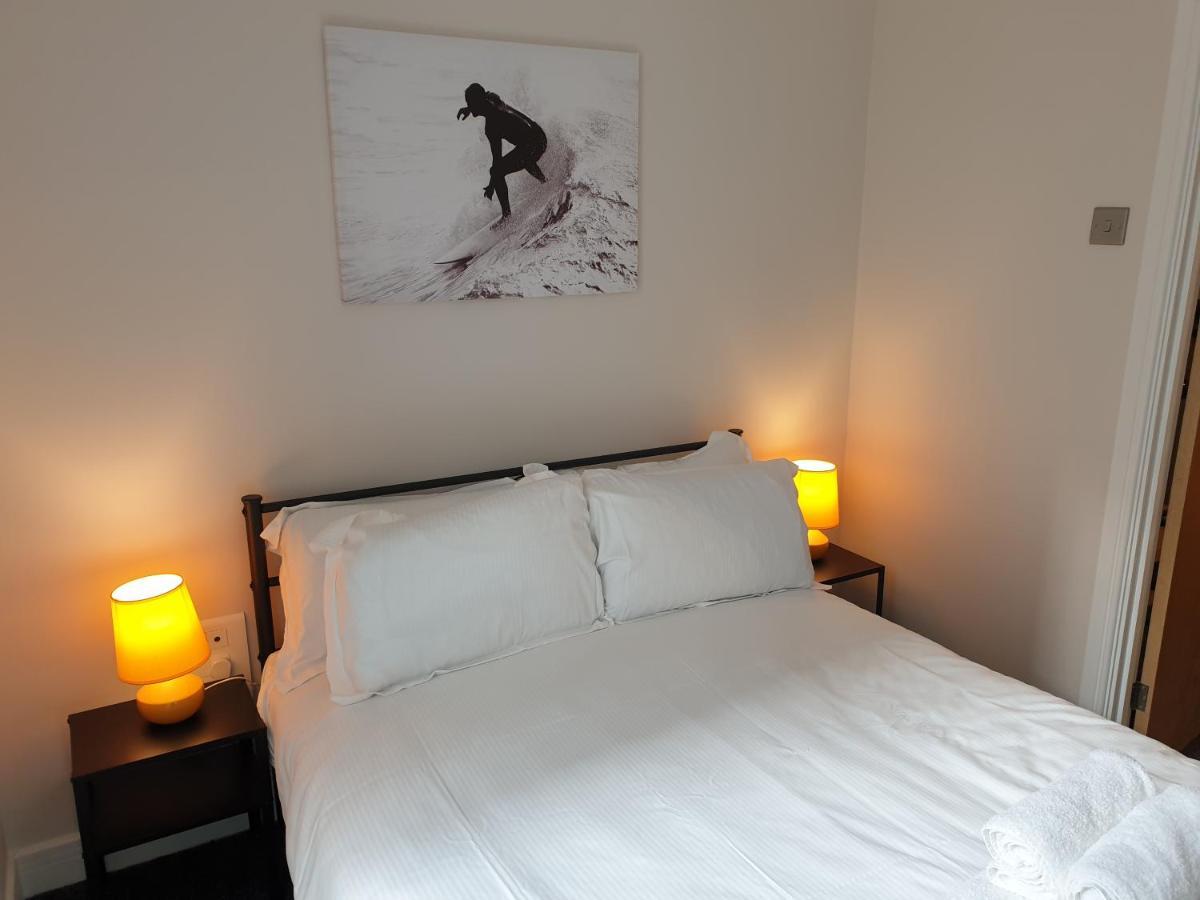 Birmingham Emerald, 2 Bedroom Apartment Екстериор снимка