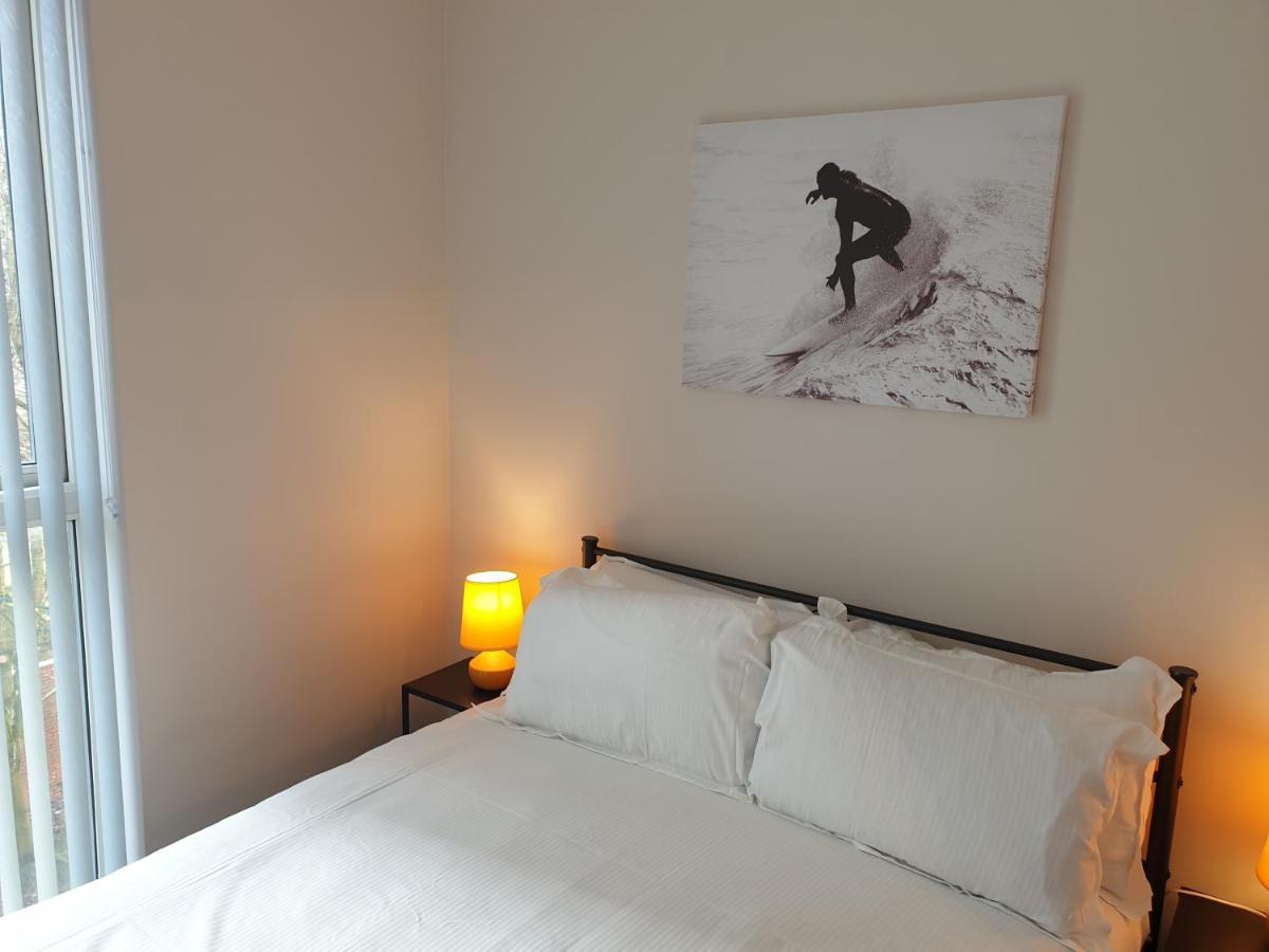 Birmingham Emerald, 2 Bedroom Apartment Екстериор снимка